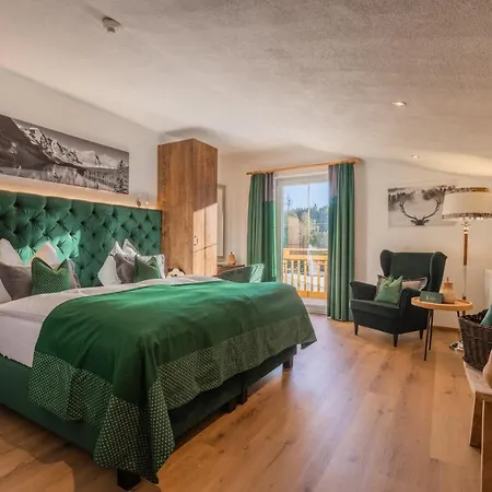 Vitalhotel Kaiserhof מלון Mösern