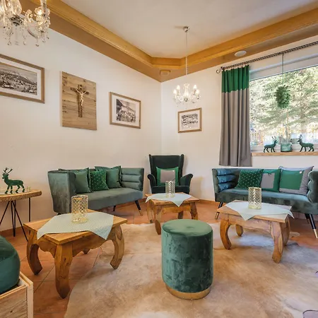 Vitalhotel Kaiserhof מלון Mösern